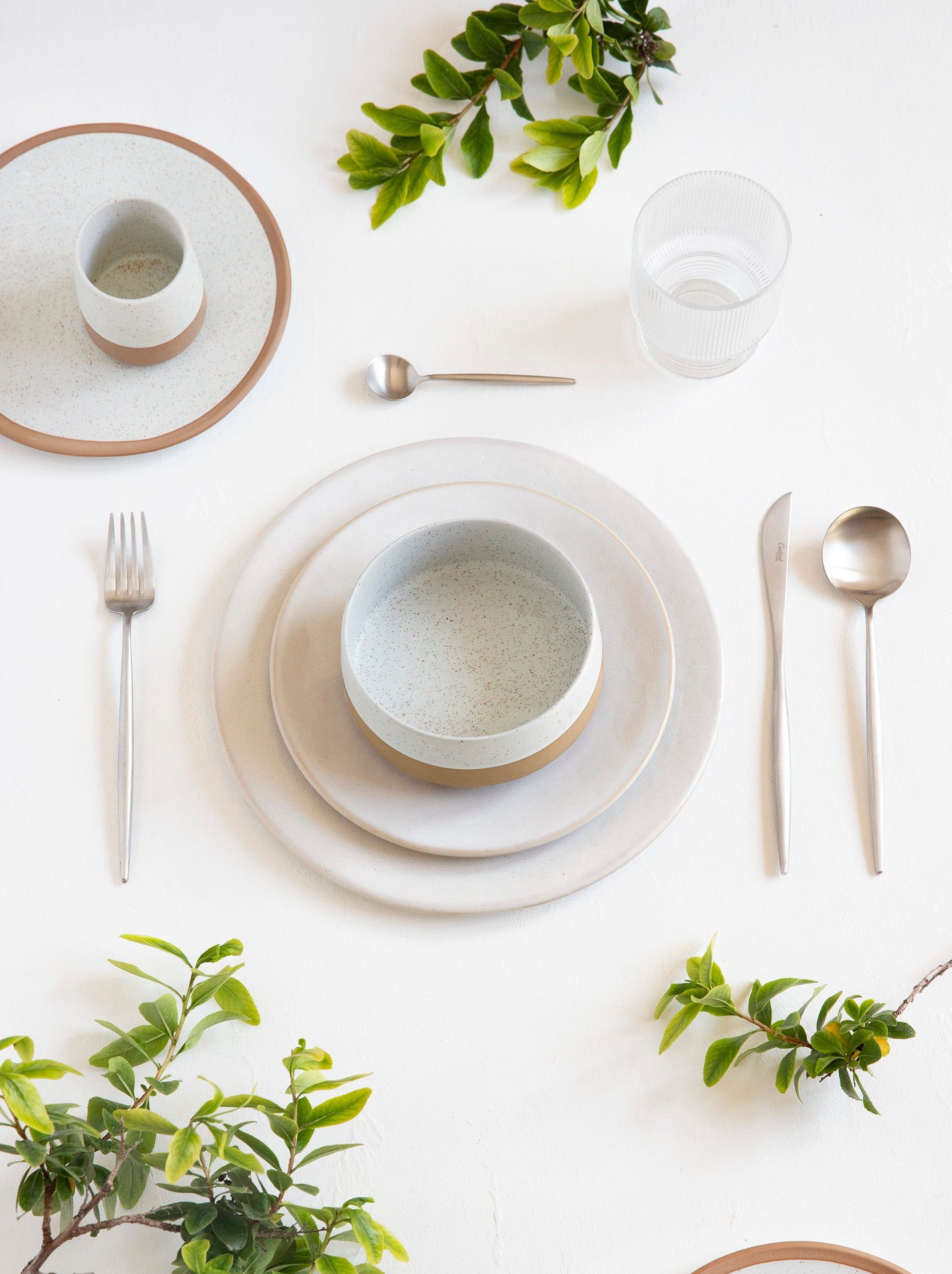 Assiette Plate Roda Piedra