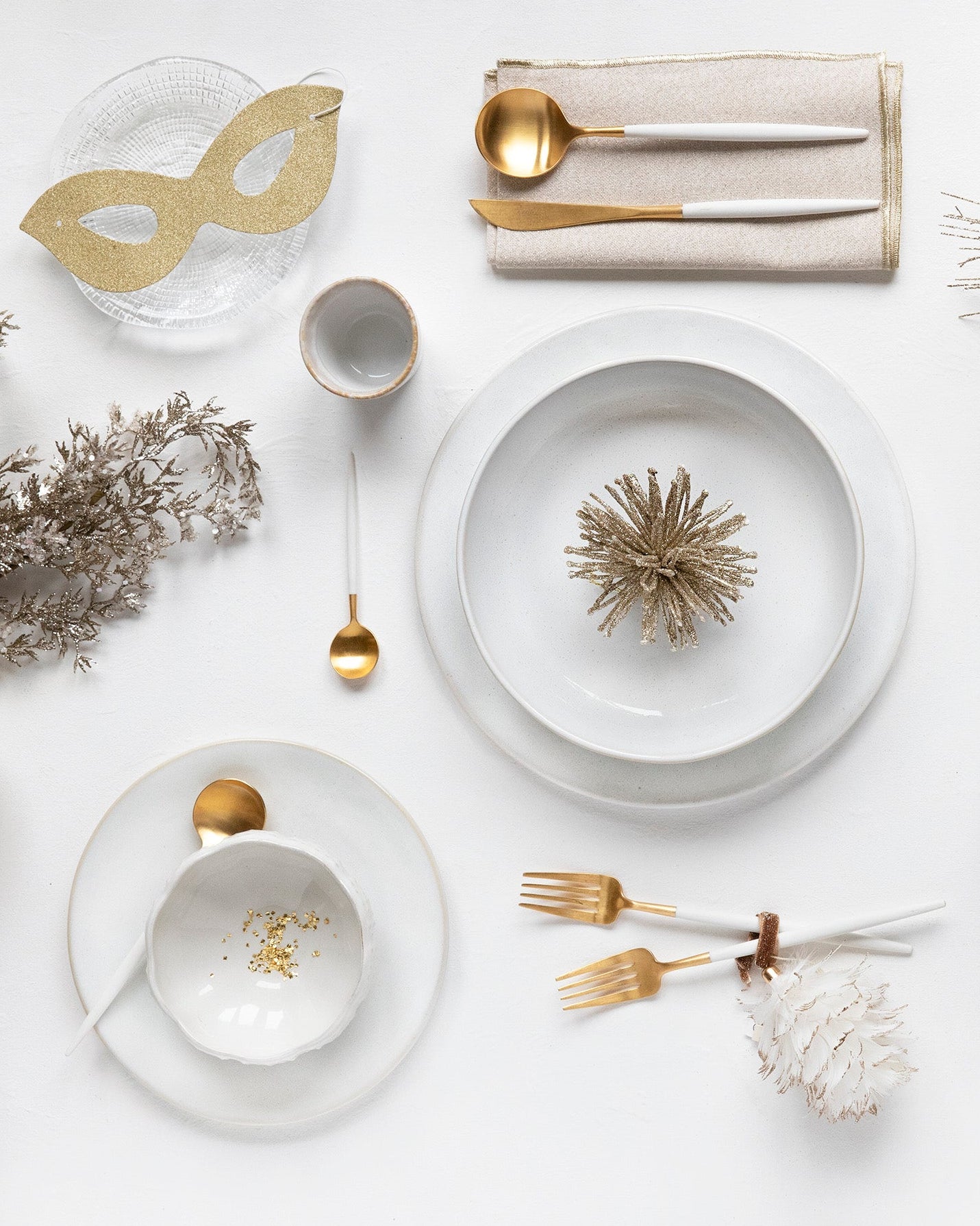 Cutipol Goa White Gold Cutlery set - 4 Piece