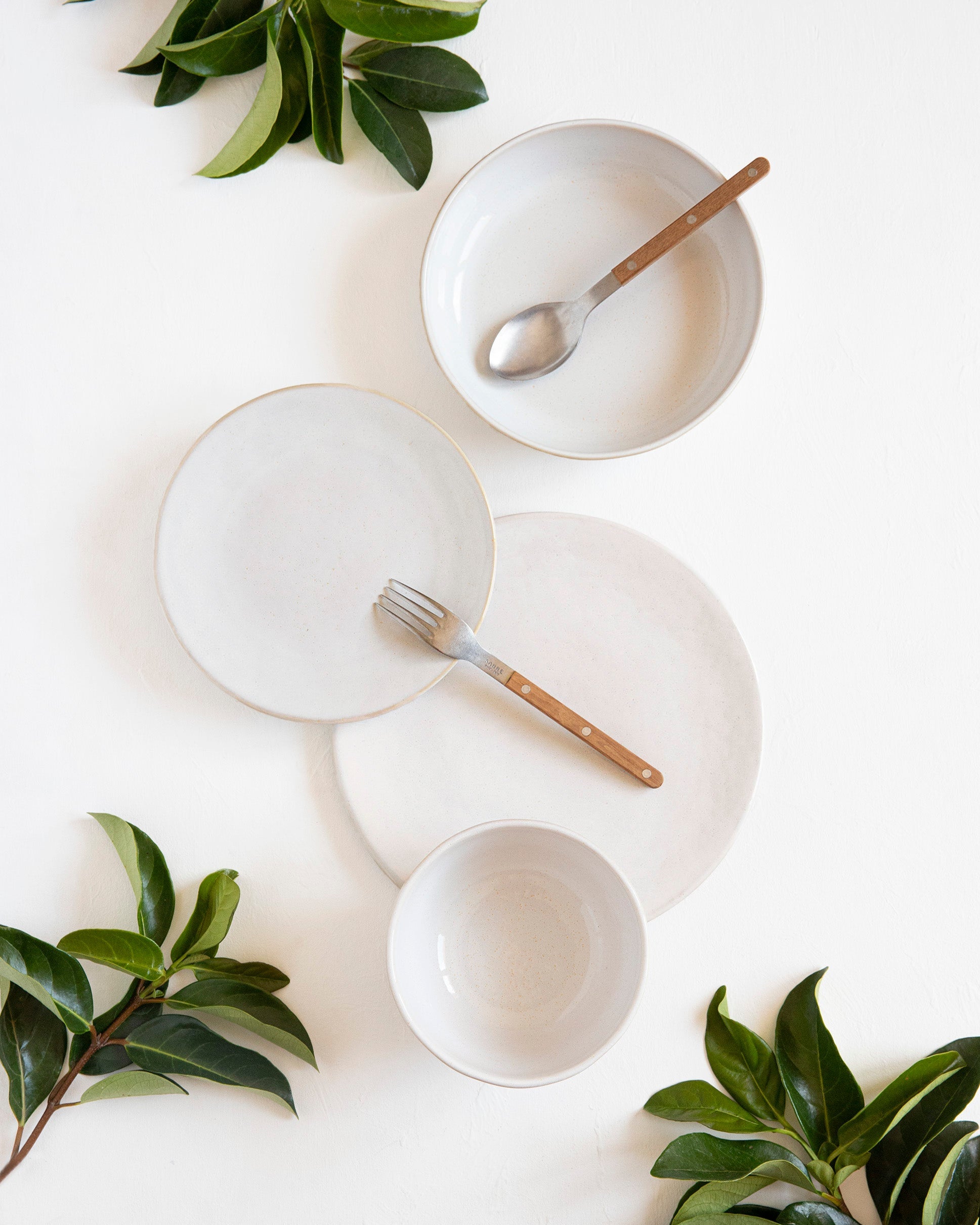 Vaisselle 12 pièces Roda Piedra