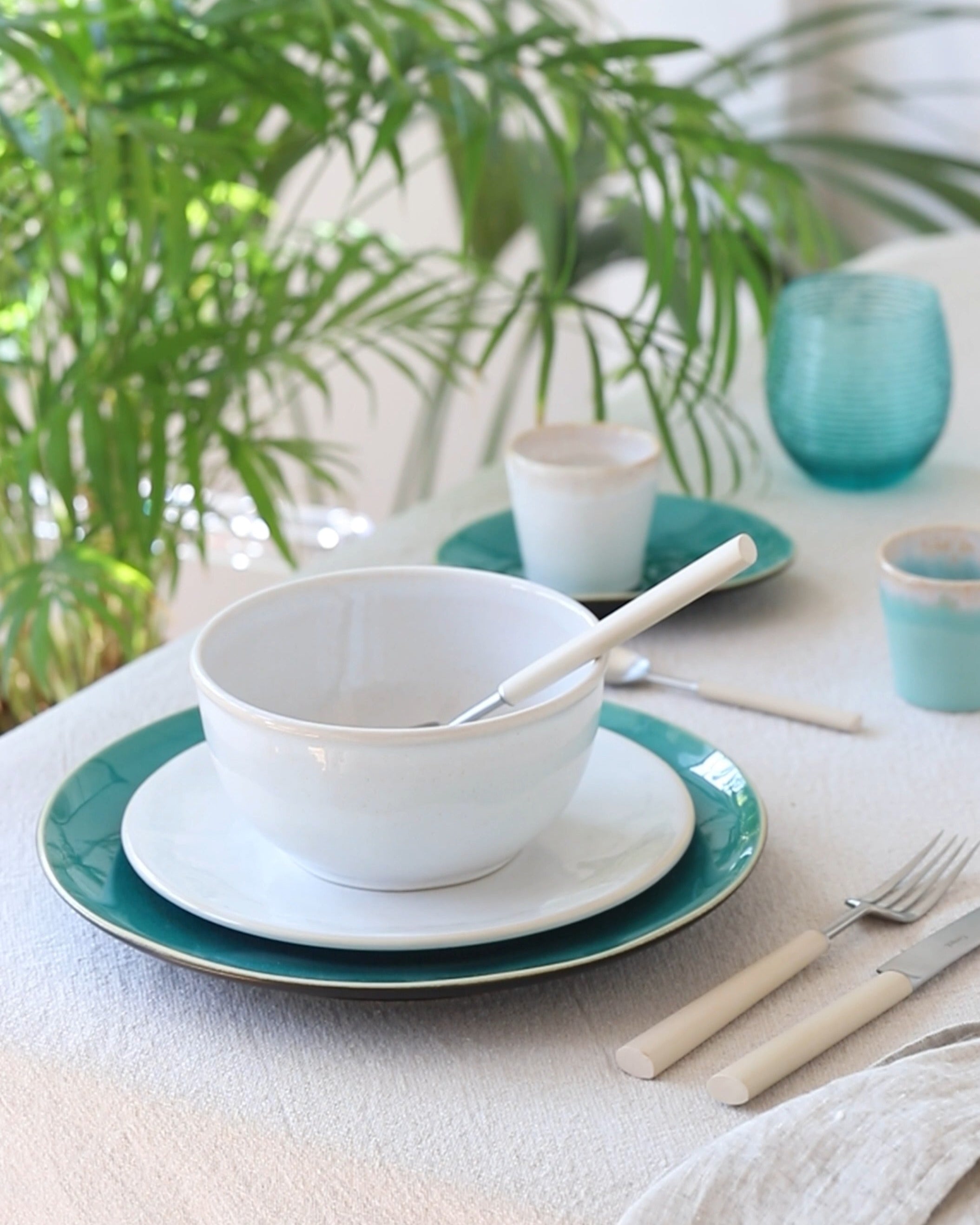 Cutipol Ebony Ivory Cutlery Set - 24 piece