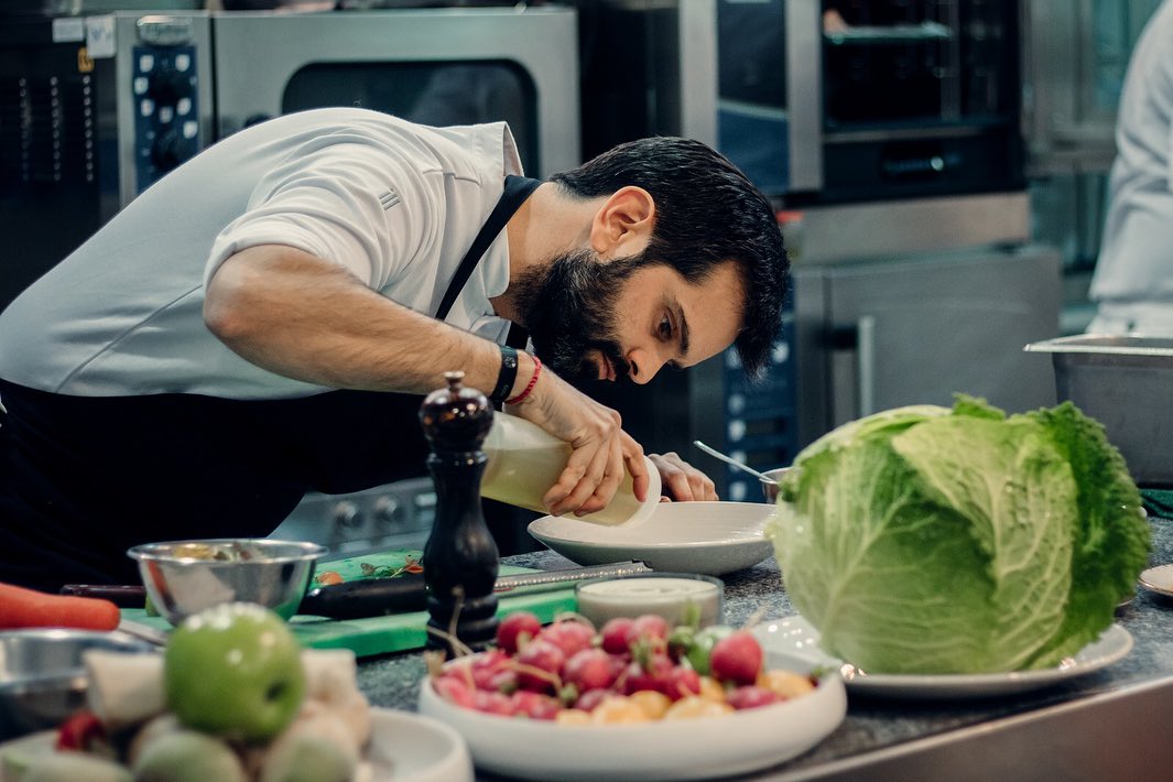 Bone & White meets Pabú